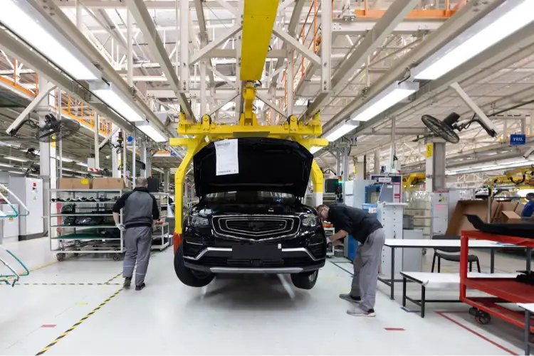 Automobil & Fahrzeugtechnik screening and relocation process